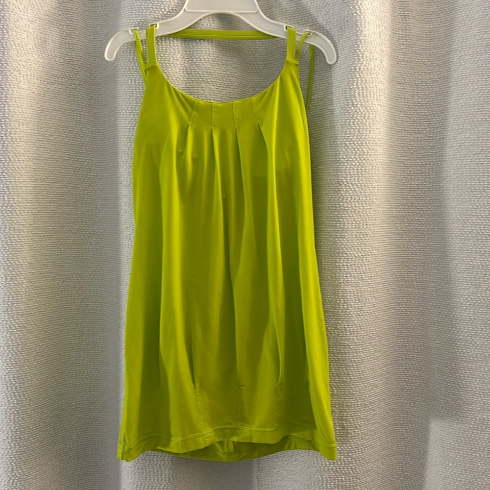 Lululemon Flow & Go Top